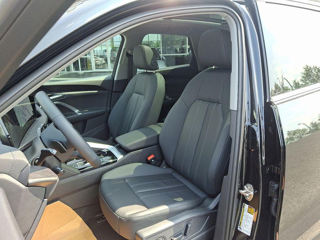 new 2025 Audi Q5 car, priced at $57,660