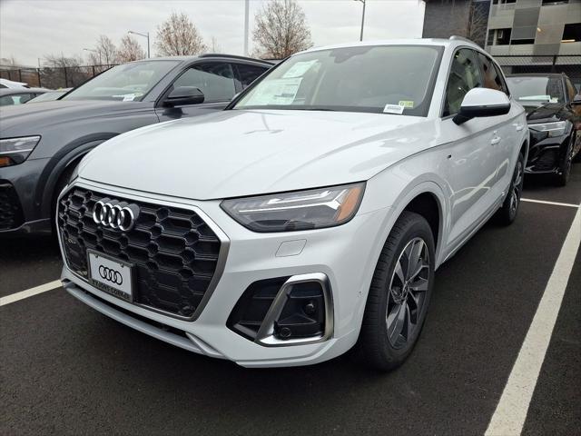 new 2025 Audi Q5 car, priced at $59,950