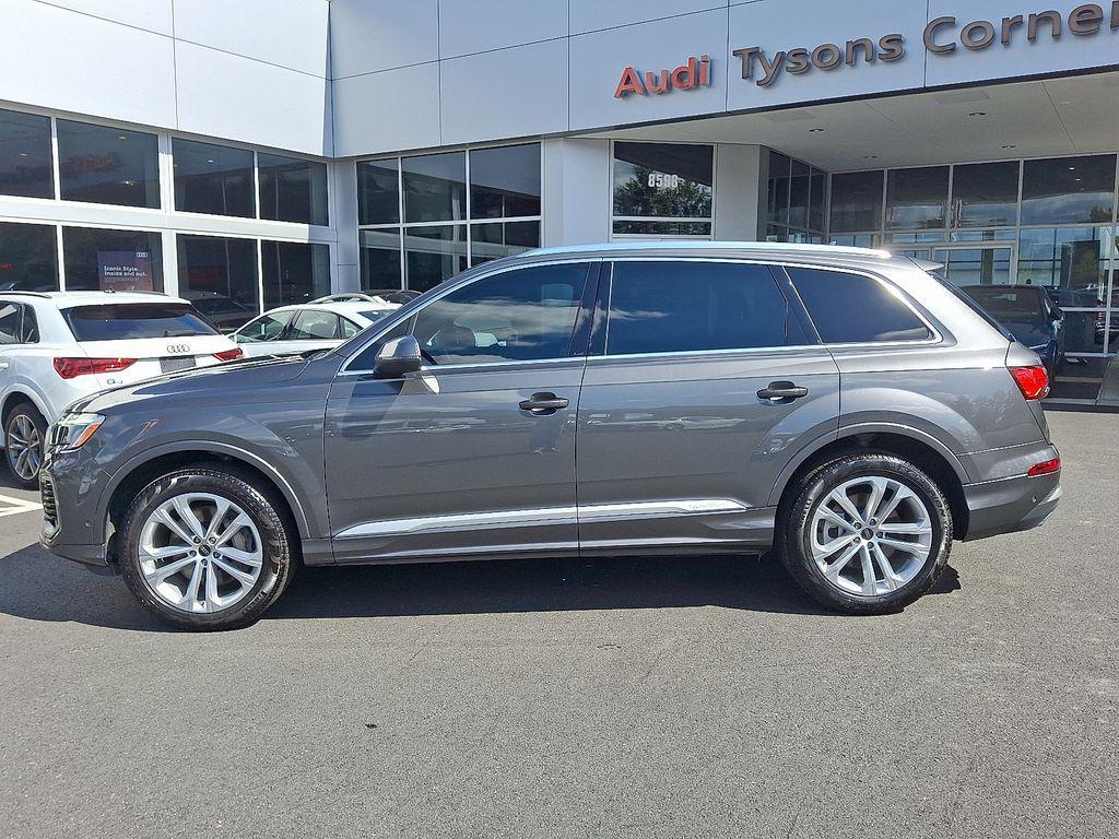 used 2025 Audi Q7 car, priced at $52,992