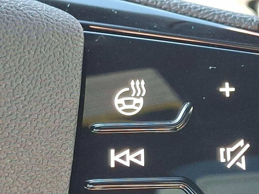 new 2025 Audi Q5 car, priced at $61,950