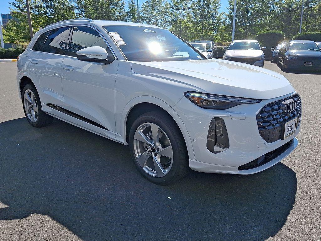 new 2025 Audi Q5 car, priced at $61,950