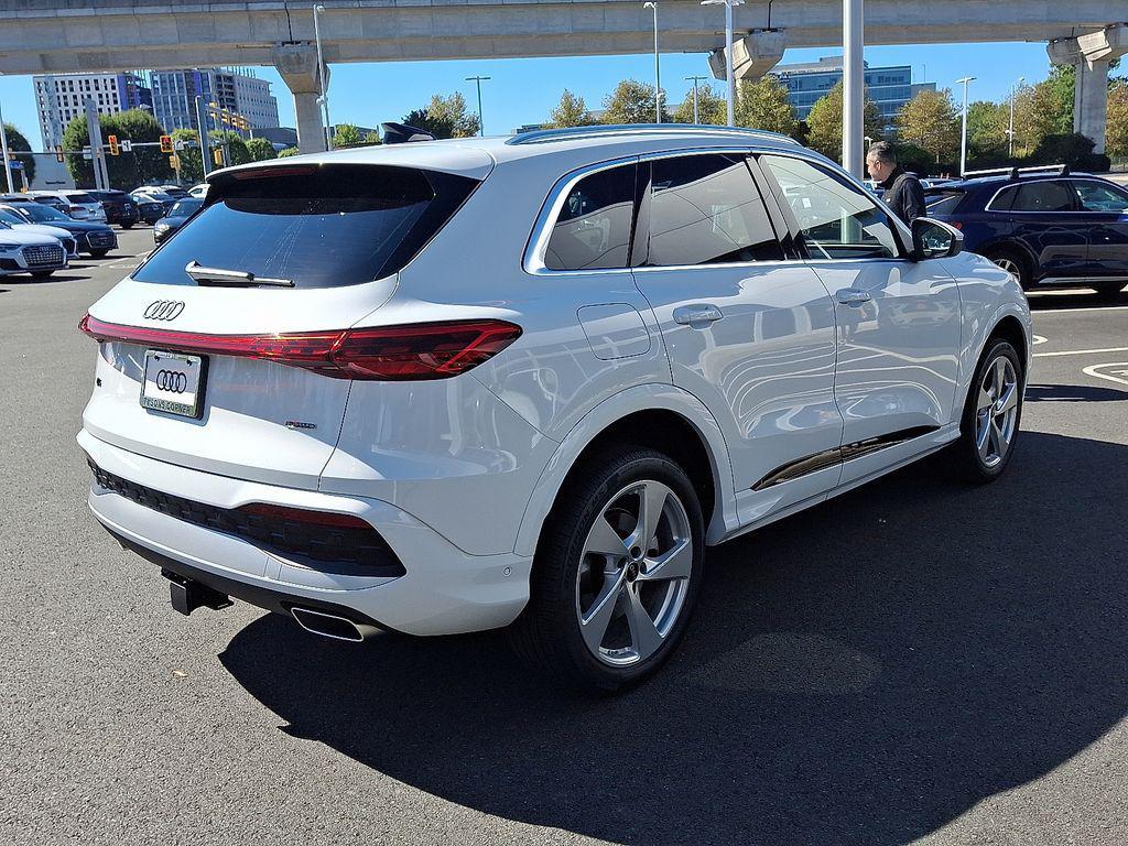 new 2025 Audi Q5 car, priced at $61,950