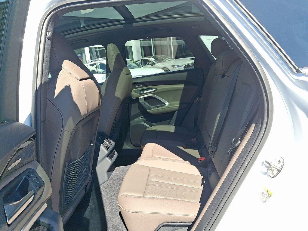 new 2025 Audi Q5 car, priced at $61,950