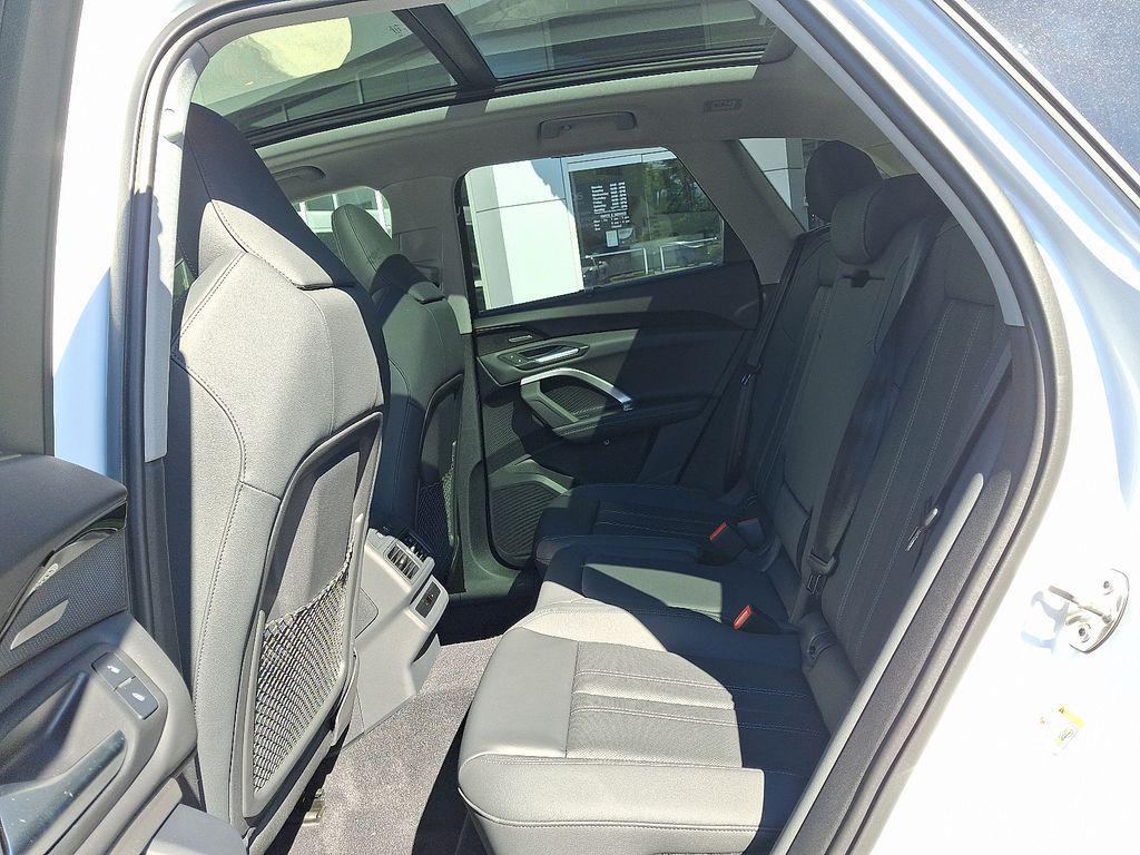 new 2025 Audi Q5 car, priced at $61,950