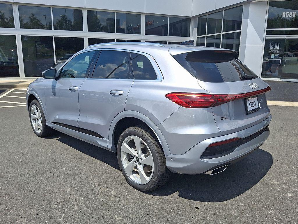 new 2025 Audi Q5 car, priced at $61,300