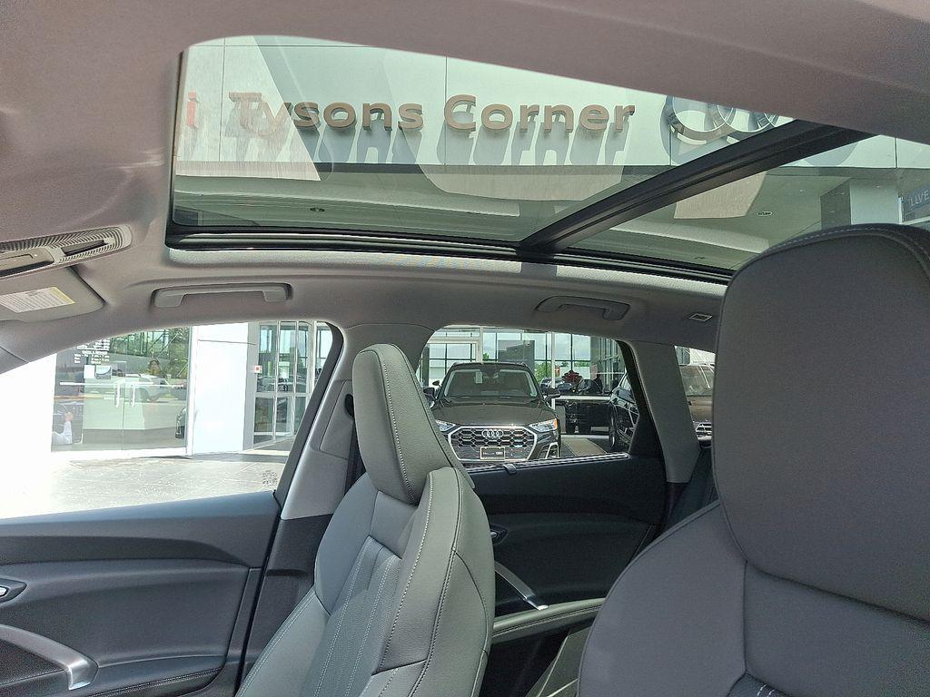 new 2025 Audi Q5 car, priced at $61,300