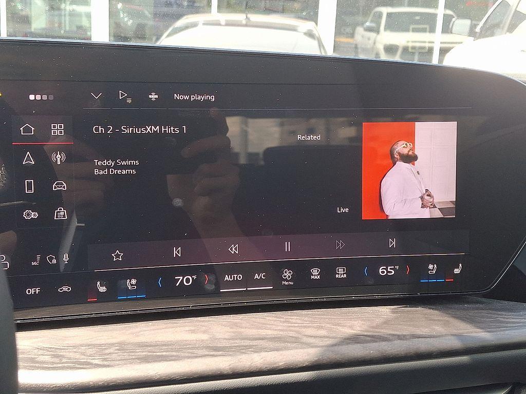 new 2025 Audi Q5 car, priced at $61,300