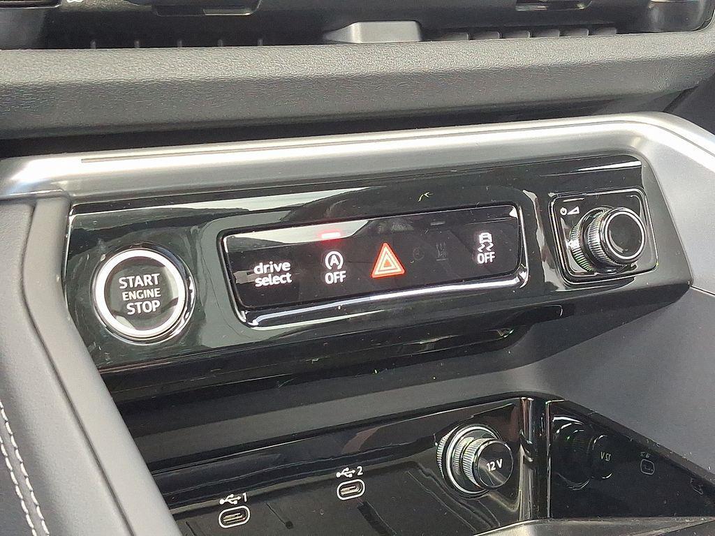 new 2025 Audi Q5 car, priced at $61,390