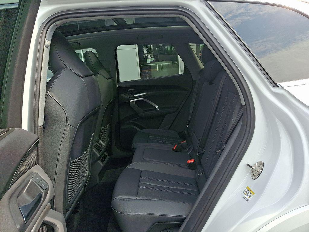 new 2025 Audi Q5 car, priced at $61,390