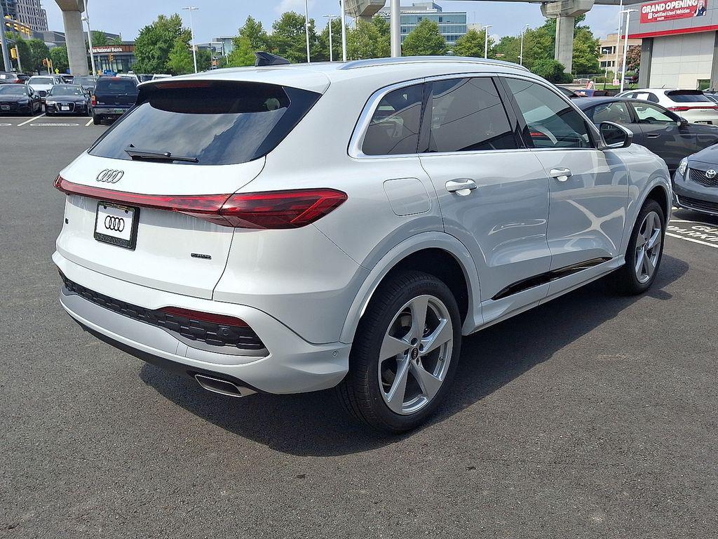 new 2025 Audi Q5 car, priced at $61,390