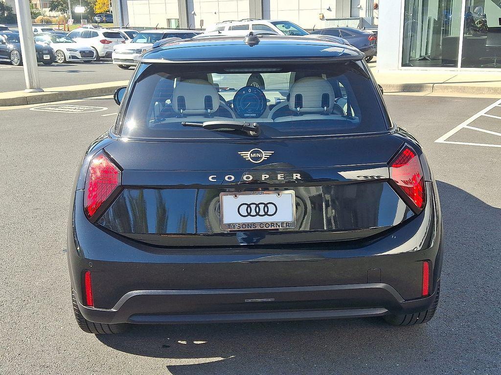 used 2025 MINI Hardtop car, priced at $27,420