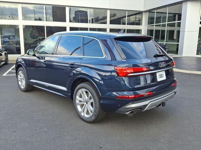 new 2025 Audi Q7 car, priced at $68,050