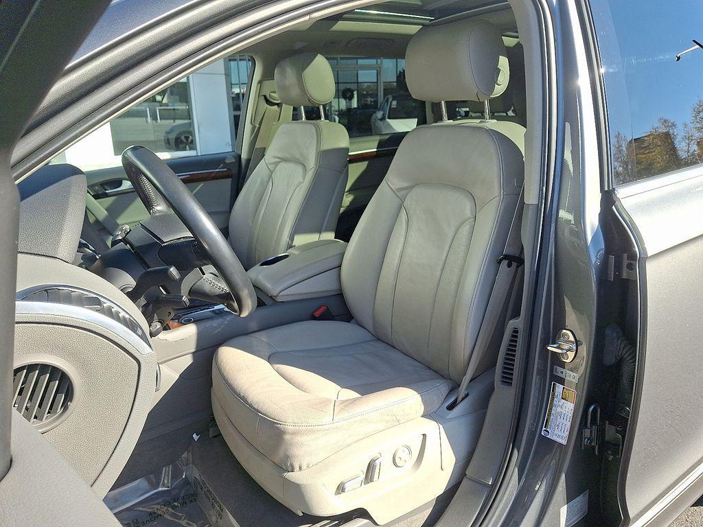 used 2015 Audi Q7 car, priced at $9,692