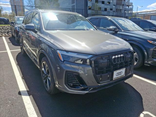 new 2025 Audi Q7 car, priced at $77,090