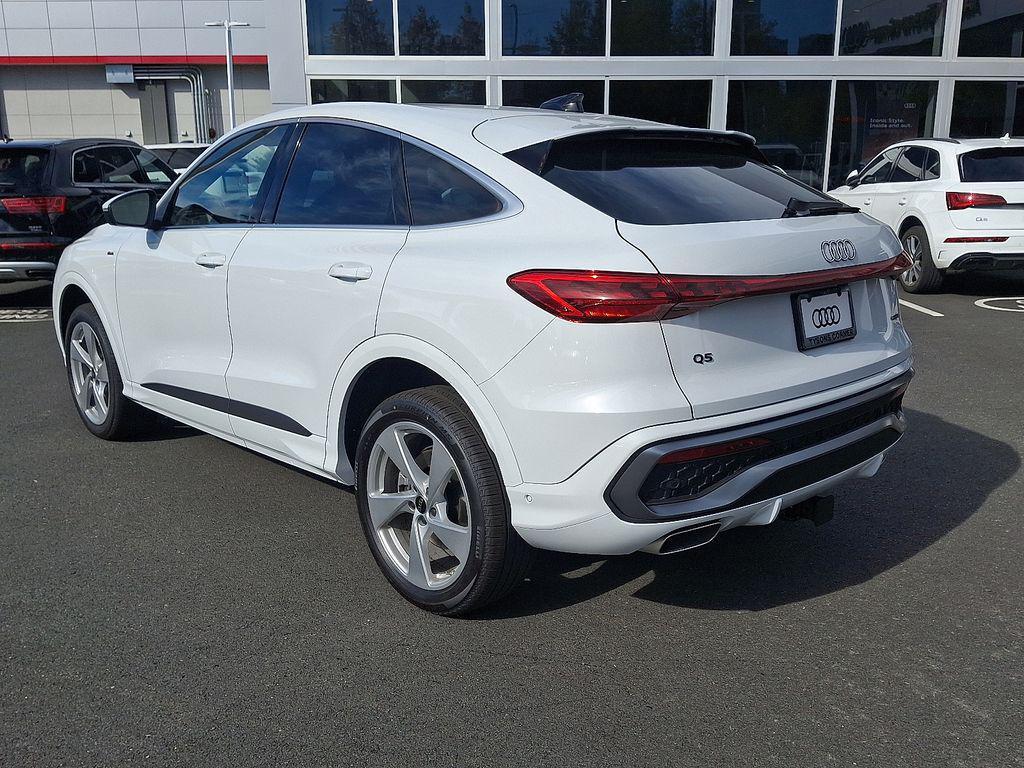 new 2025 Audi Q5 car, priced at $64,050