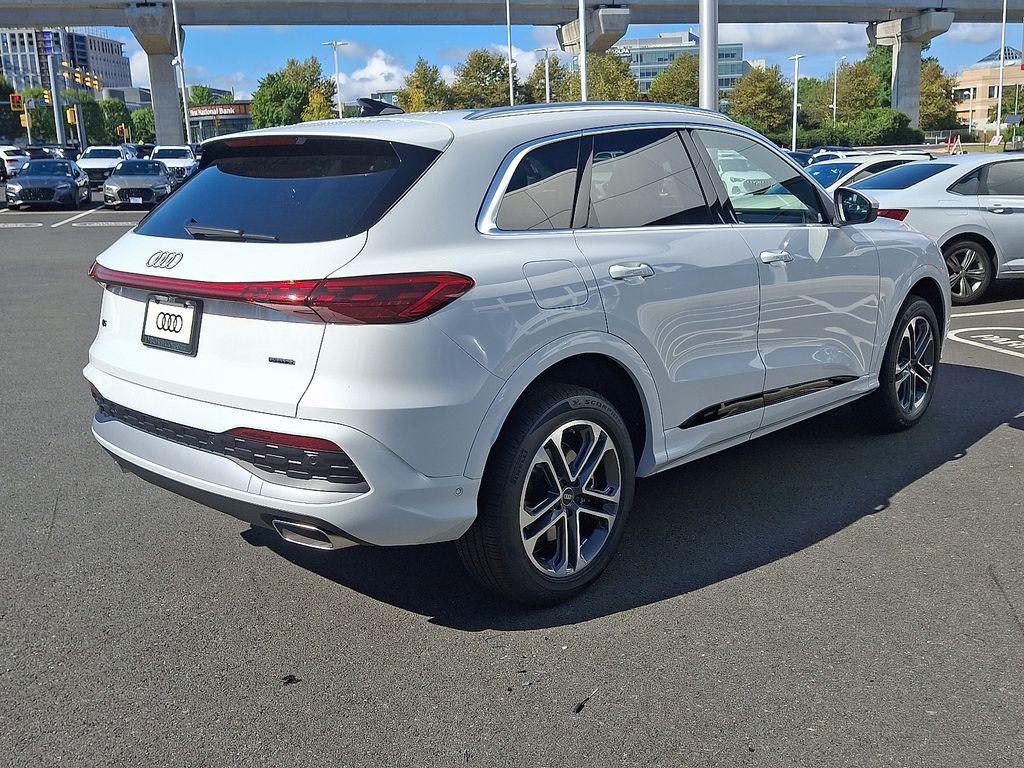 new 2025 Audi Q5 car, priced at $58,100