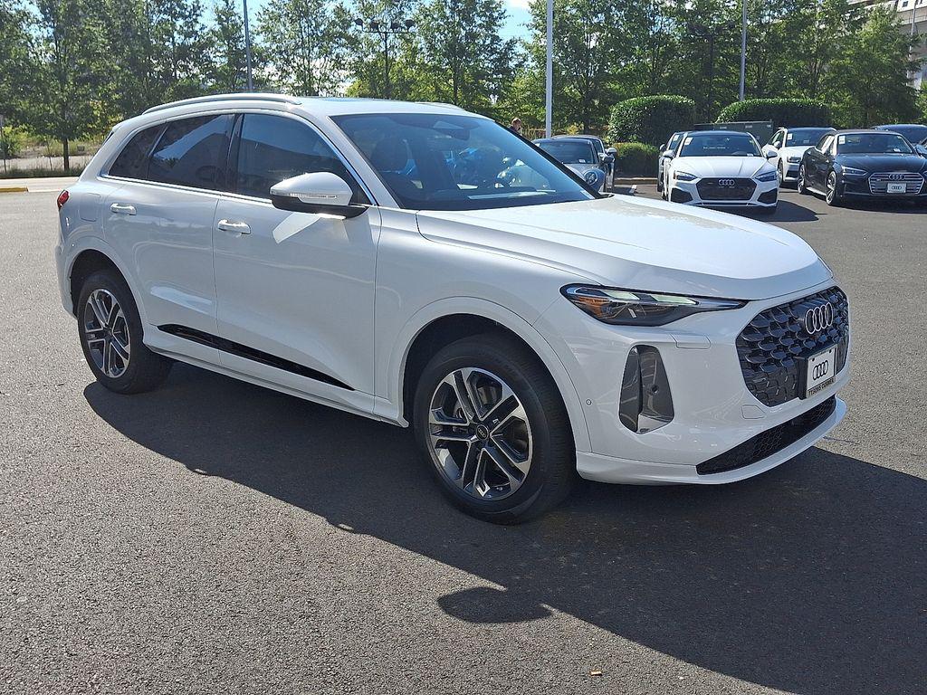 new 2025 Audi Q5 car, priced at $58,100