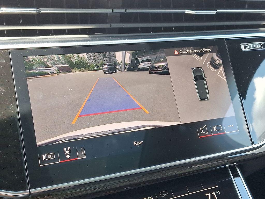 new 2025 Audi Q7 car, priced at $76,350