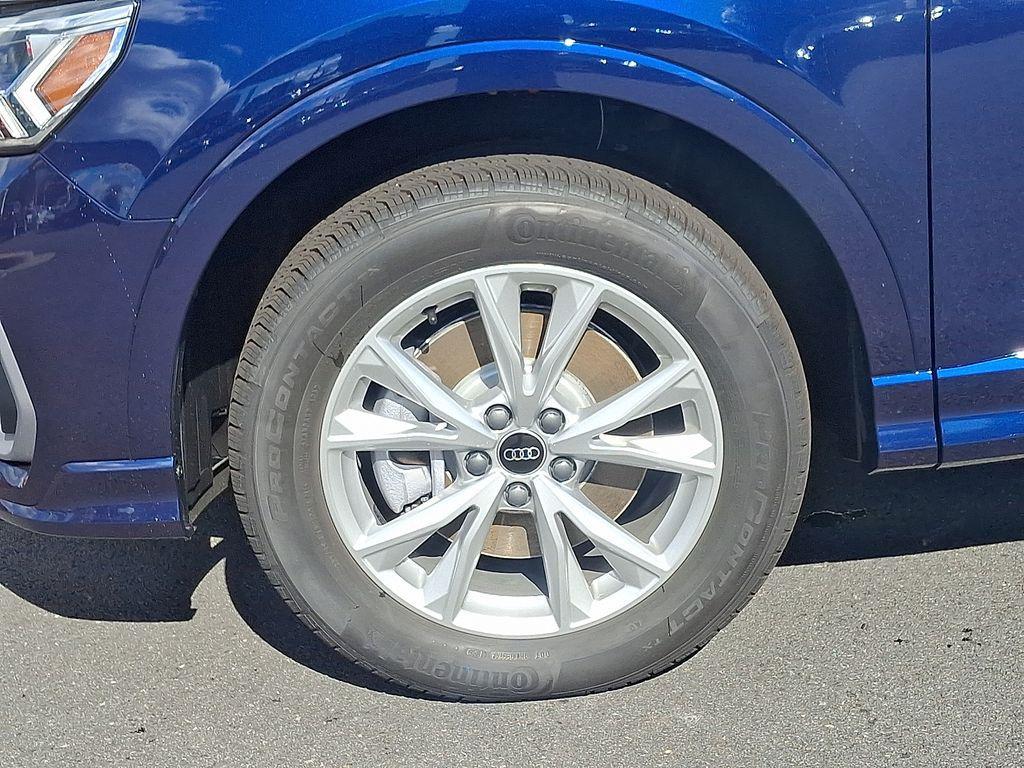 new 2025 Audi Q3 car, priced at $44,060