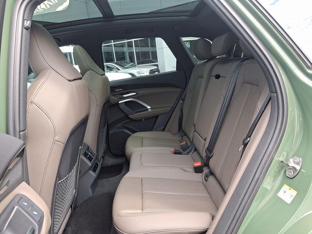 new 2025 Audi Q5 car, priced at $60,060