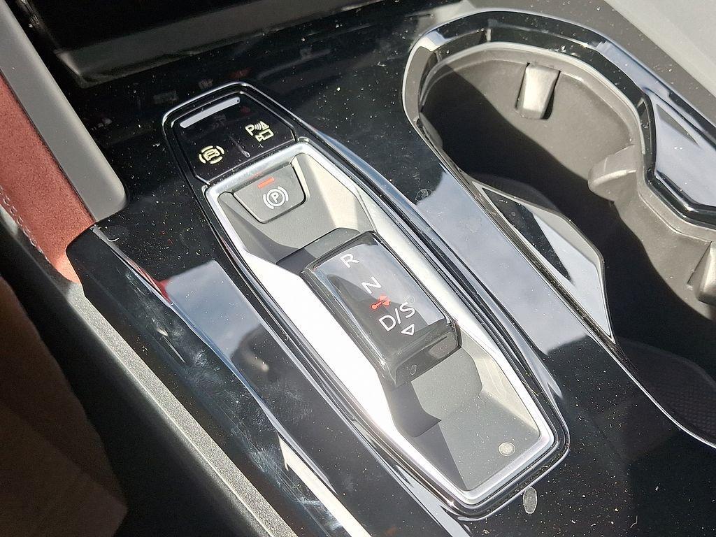 new 2025 Audi SQ5 car, priced at $77,515