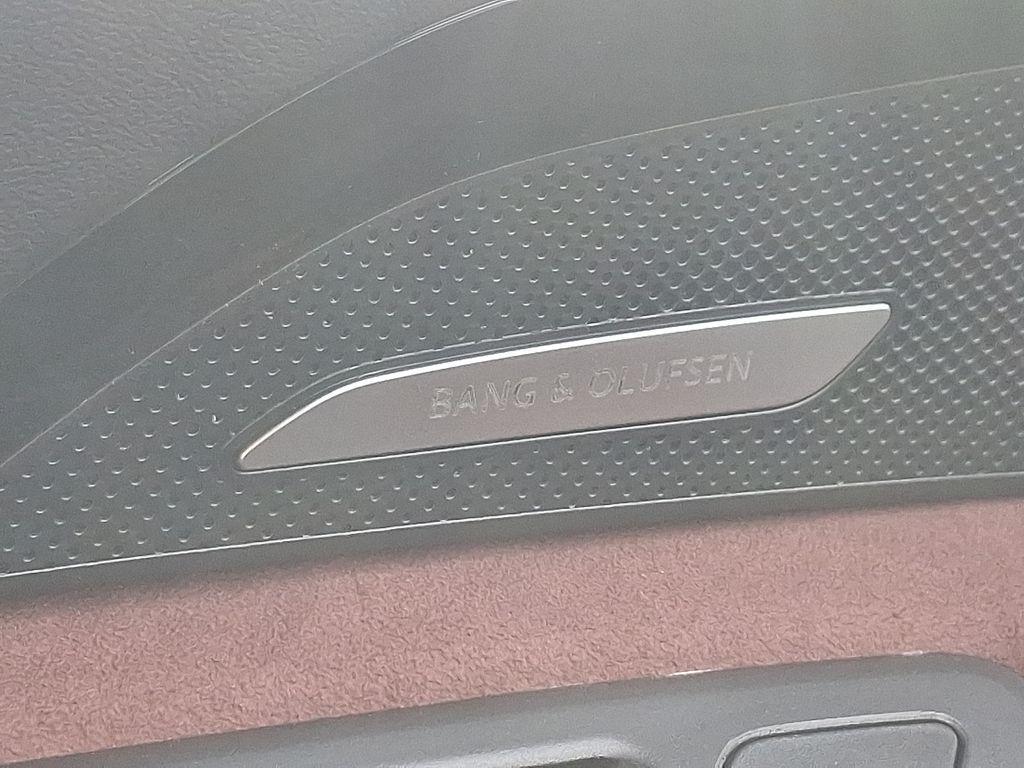 new 2025 Audi SQ5 car, priced at $77,515