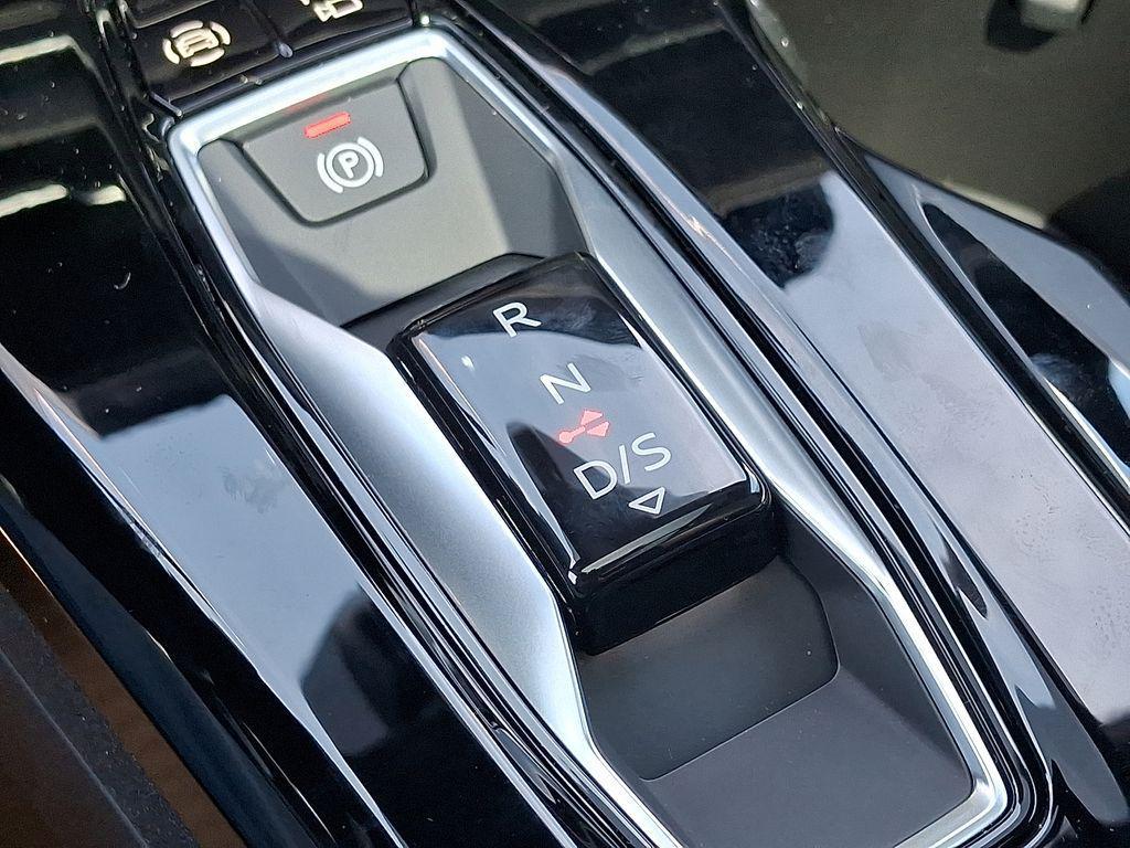 new 2025 Audi Q5 car, priced at $61,300