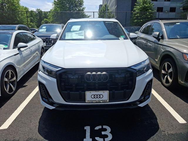 new 2025 Audi Q7 car, priced at $77,580