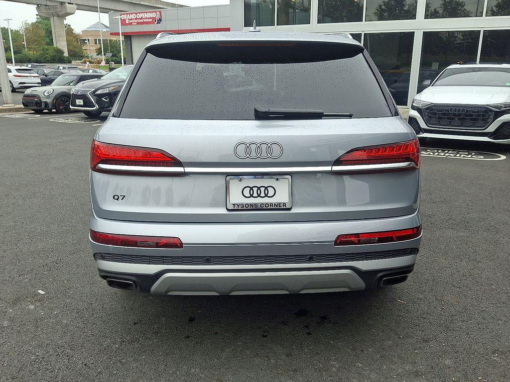 used 2025 Audi Q7 car, priced at $53,820