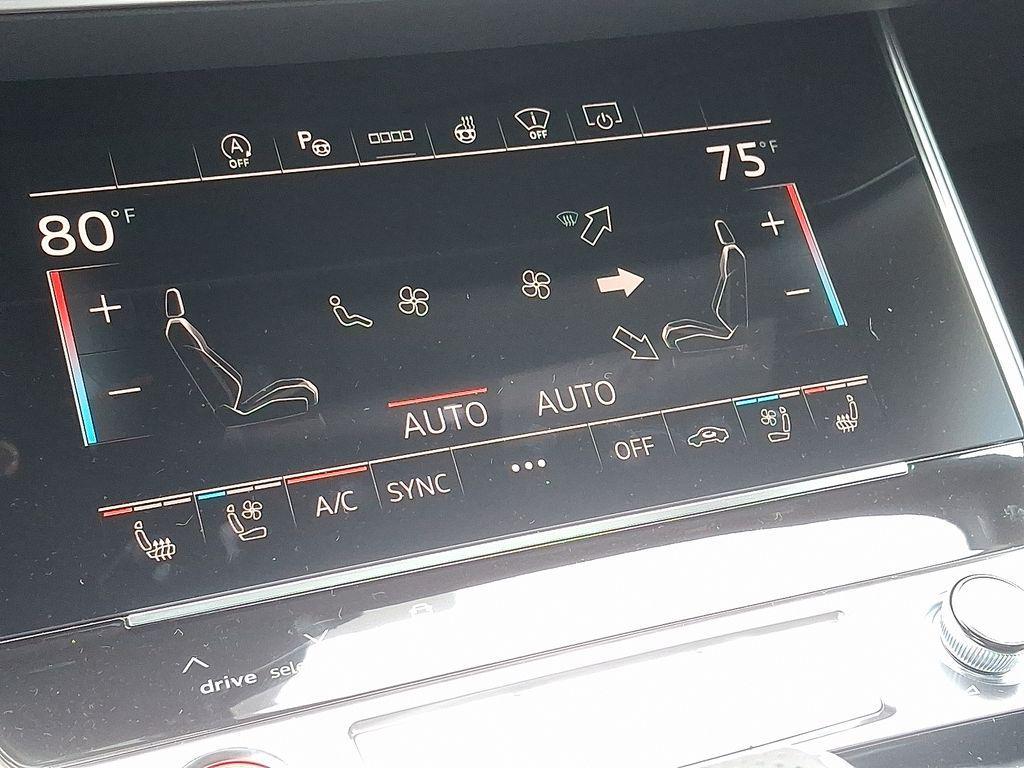 new 2026 Audi RS 6 Avant car, priced at $148,295