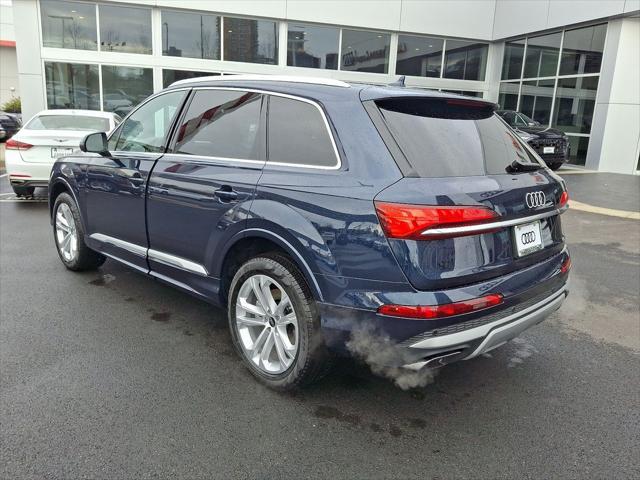 new 2025 Audi Q7 car, priced at $72,600