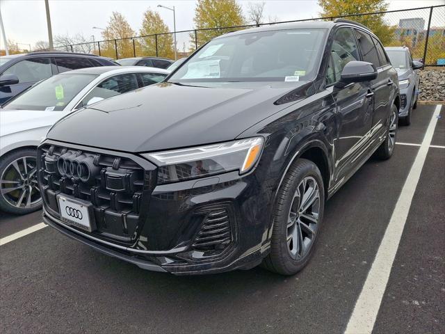 new 2025 Audi Q7 car, priced at $70,700