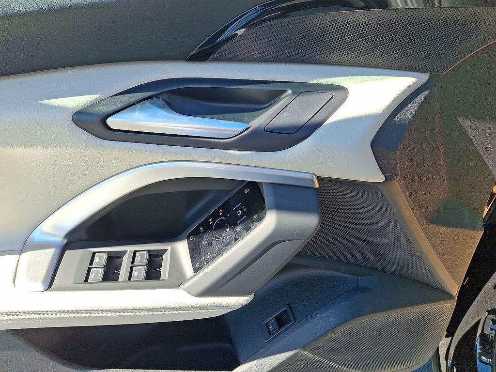 new 2025 Audi Q5 car, priced at $58,100