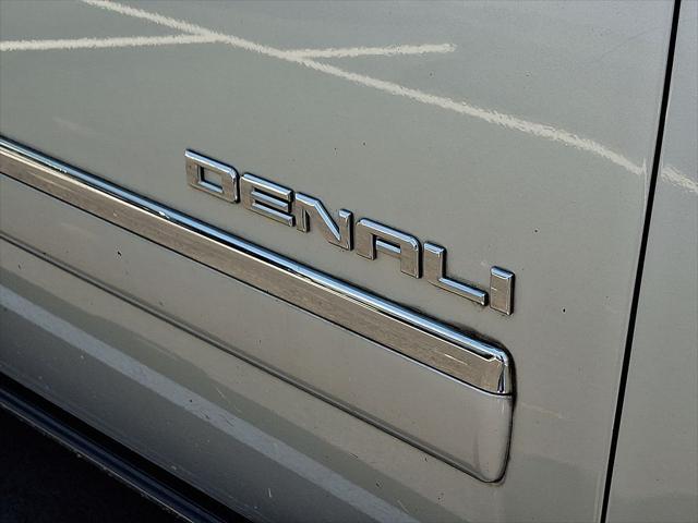 used 2011 GMC Yukon XL car, priced at $11,792