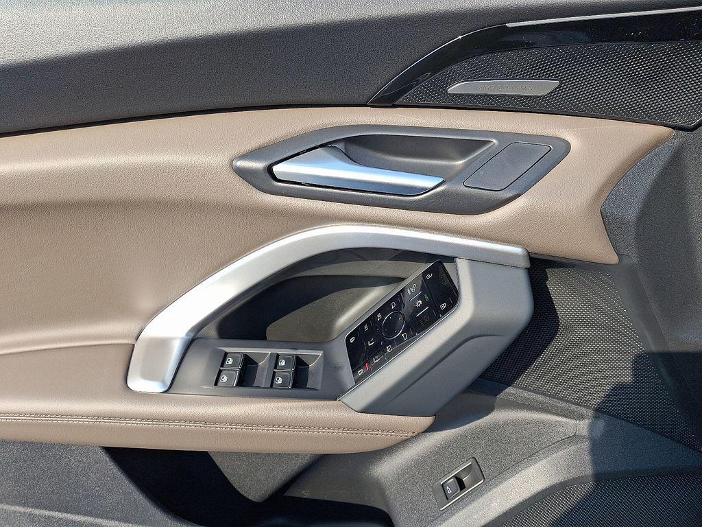 new 2025 Audi Q5 car, priced at $61,950