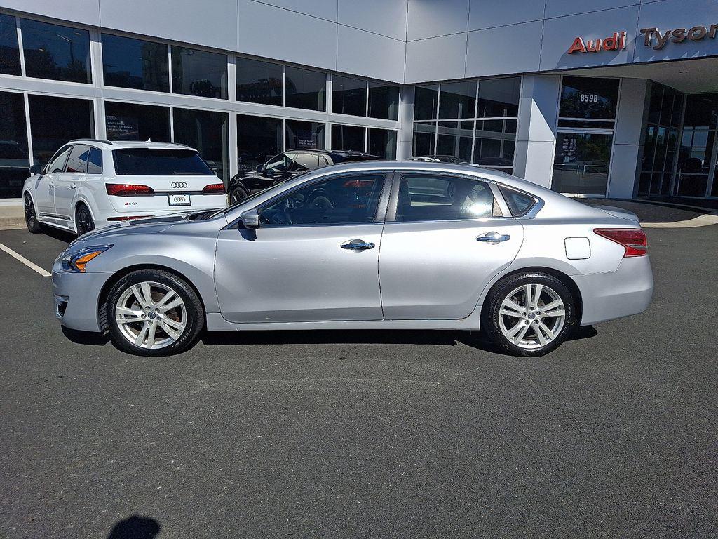 used 2013 Nissan Altima car, priced at $8,880