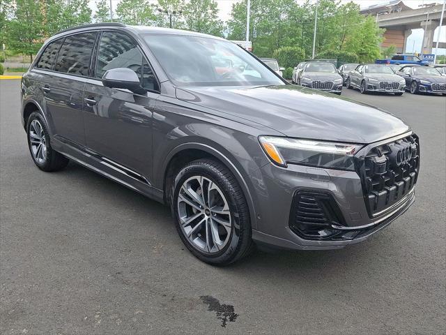 used 2025 Audi Q7 car, priced at $61,000