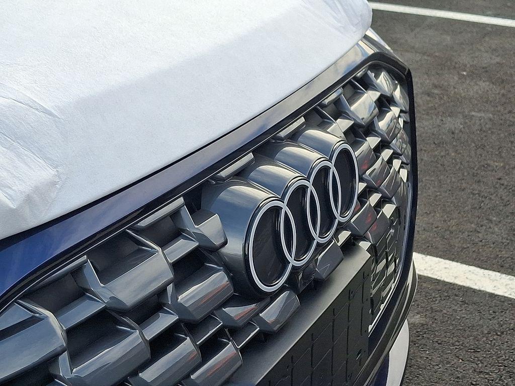 new 2025 Audi Q5 car, priced at $61,950