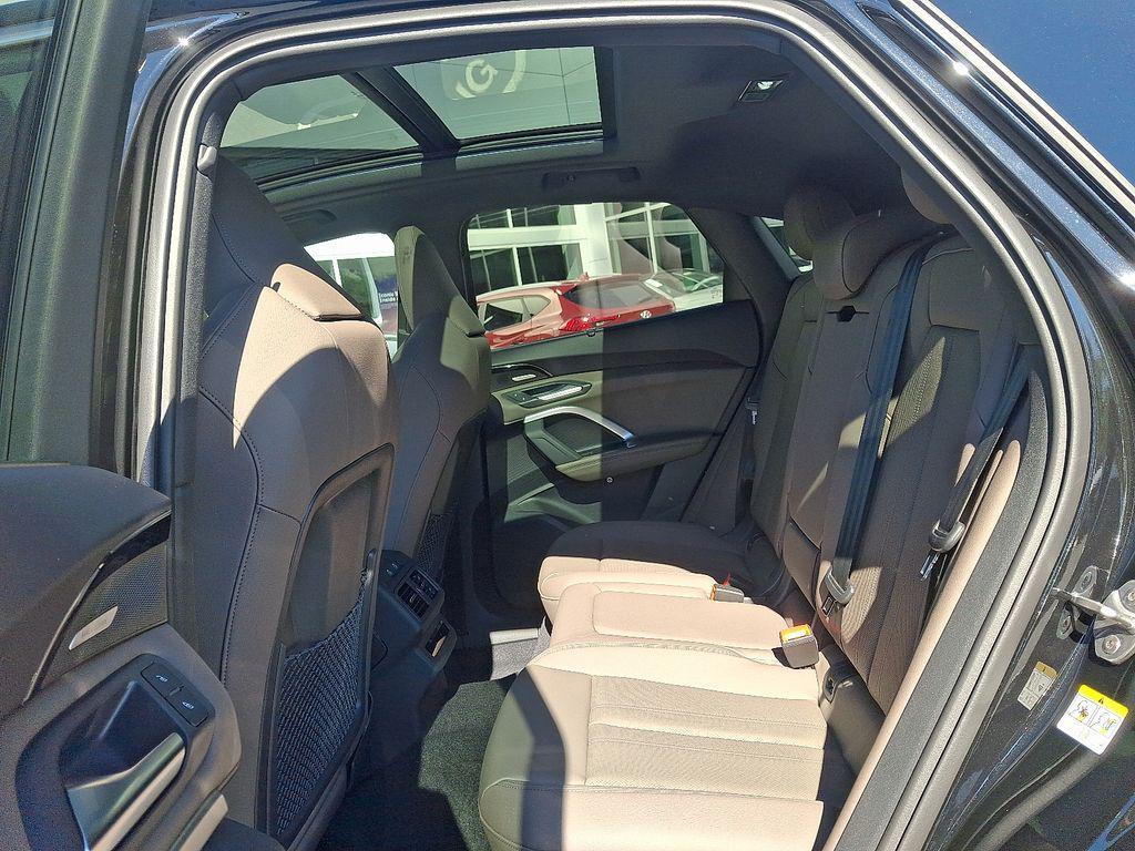 new 2025 Audi Q5 car, priced at $63,400