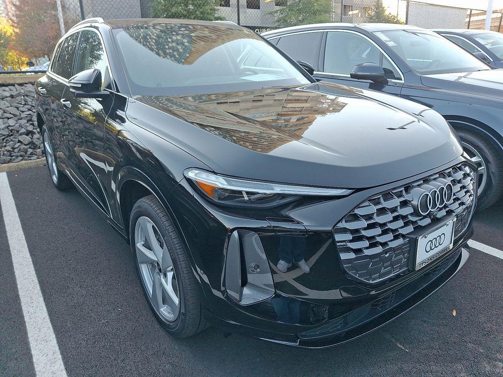 new 2025 Audi Q5 car, priced at $61,950