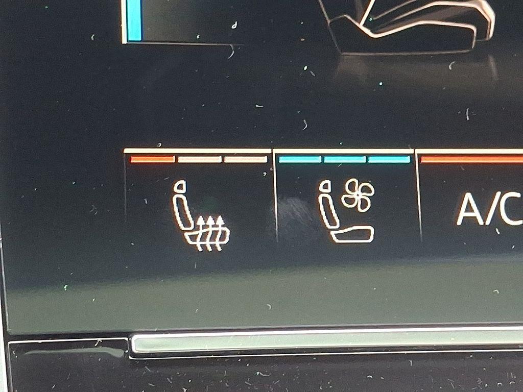 new 2026 Audi Q7 car, priced at $78,140