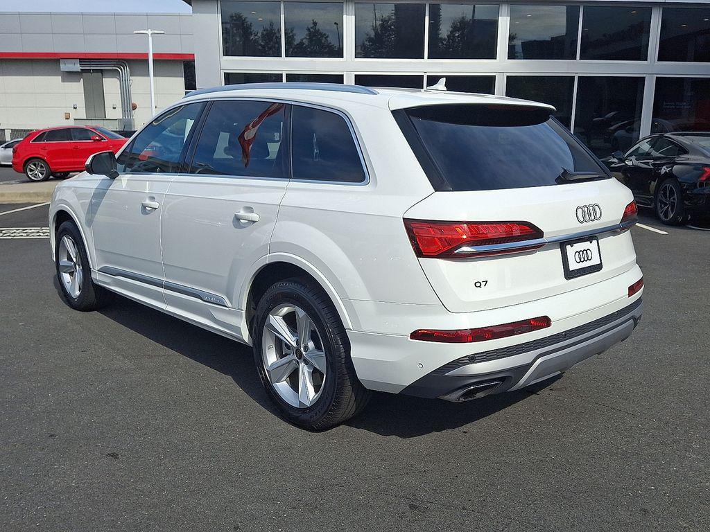used 2025 Audi Q7 car, priced at $54,400