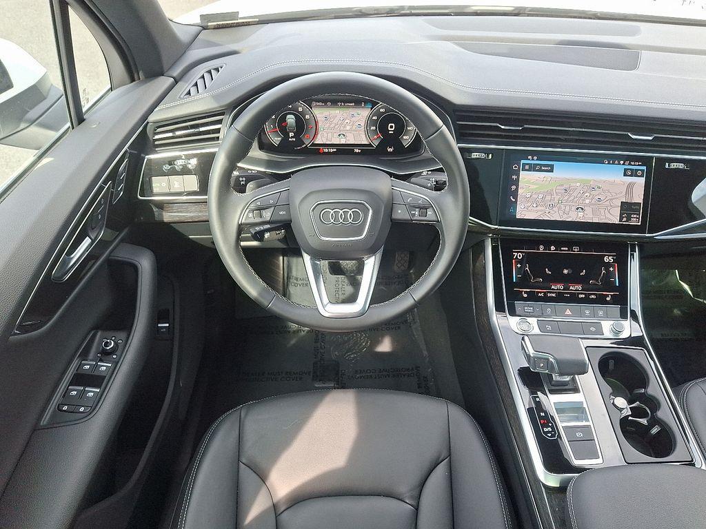 used 2025 Audi Q7 car, priced at $54,400