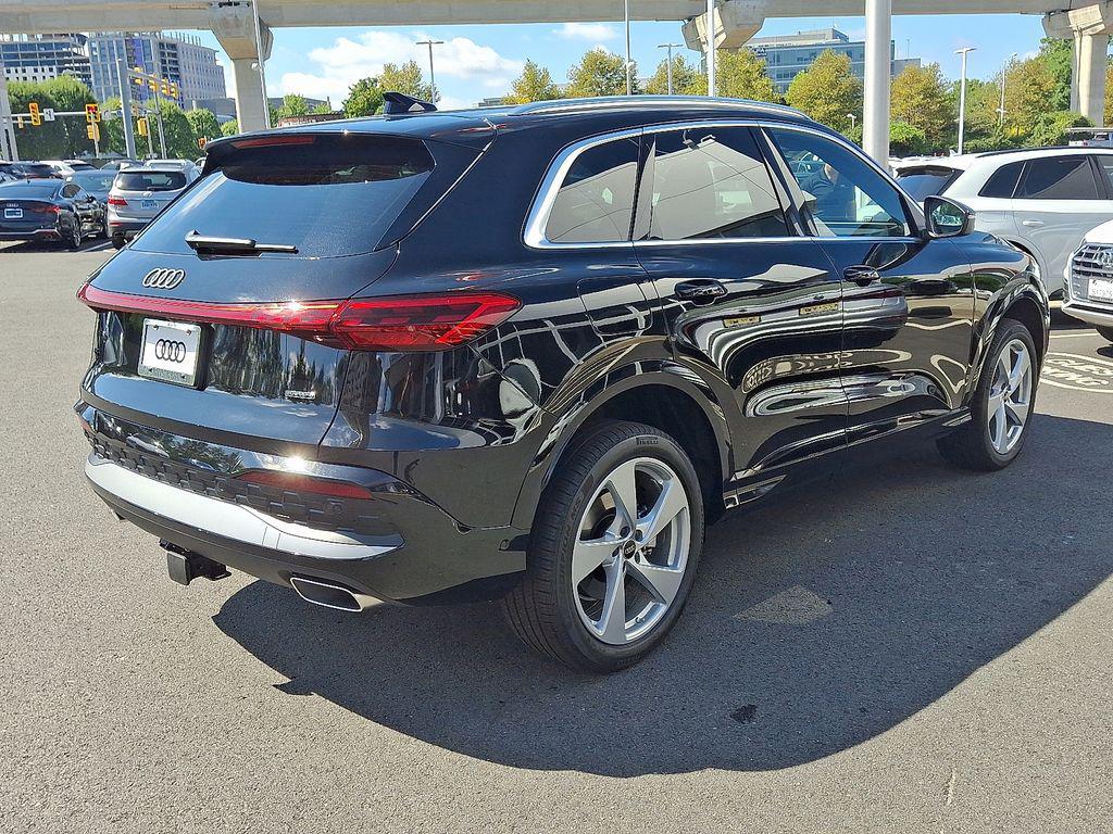 new 2025 Audi Q5 car, priced at $61,950