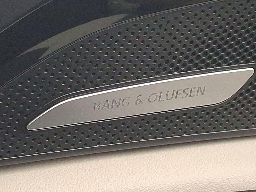 new 2025 Audi Q5 car, priced at $61,300