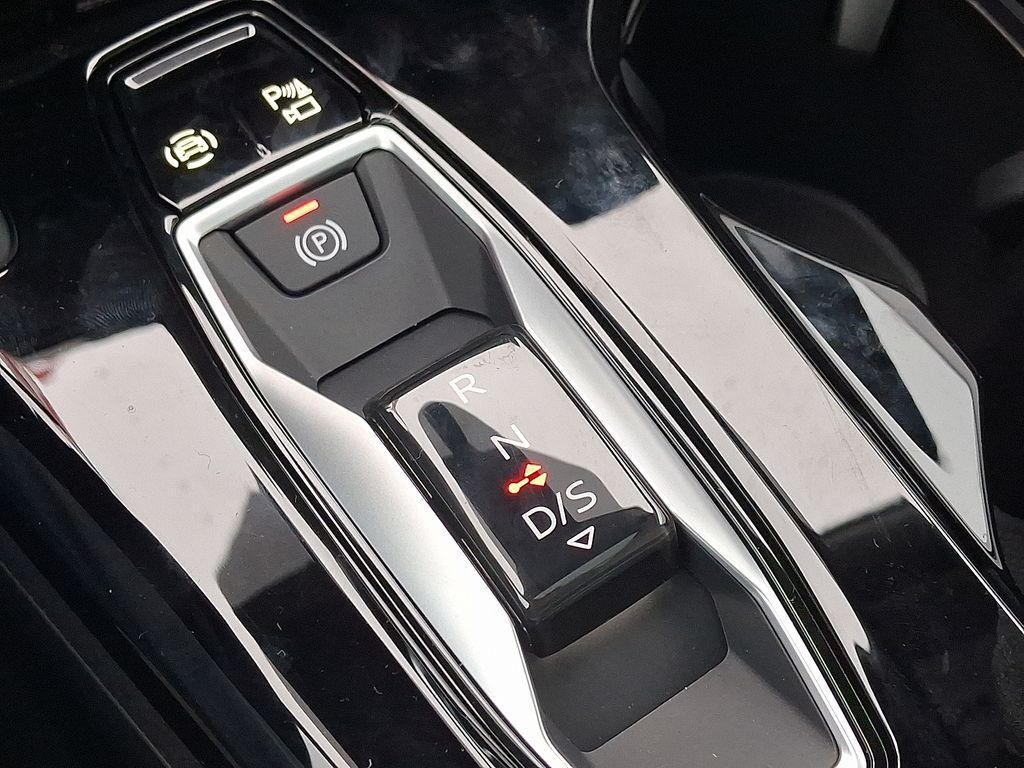 new 2025 Audi Q5 car, priced at $61,300