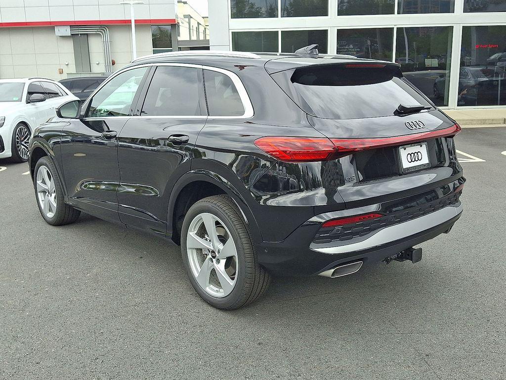 new 2025 Audi Q5 car, priced at $61,950