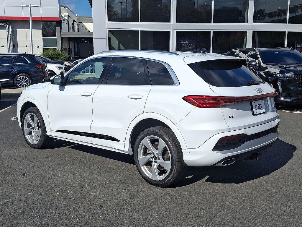 new 2025 Audi Q5 car, priced at $61,950
