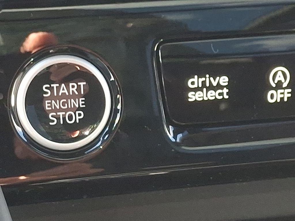 new 2025 Audi Q5 car, priced at $61,950