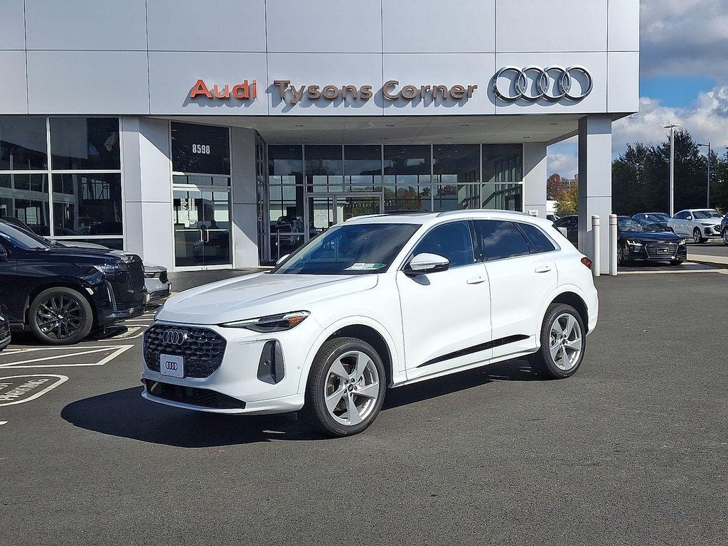 new 2025 Audi Q5 car, priced at $61,950